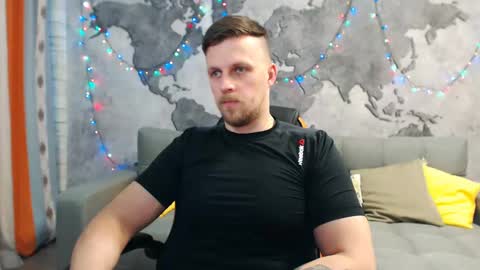 vikingchrisss online show from 5, 1, 2025