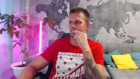 vikingchrisss online show from 5, 10, 2025