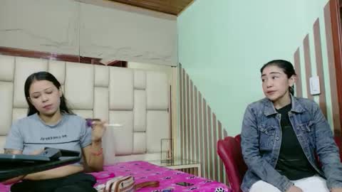 Snapshot of vikitomson chatting on 7, 2, 2026 vikiTomson online show from 7, 2, 2026