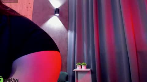 Snapshot of vikki_bunny chatting on 19, 5, 2026 Vikki online show from 19, 5, 2026