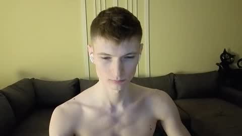 Max online show from 21, 12, 2025