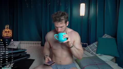 Snapshot of viktor_secret chatting on 11, 4, 2026 fansly VITEKsecret online show from 11, 4, 2026