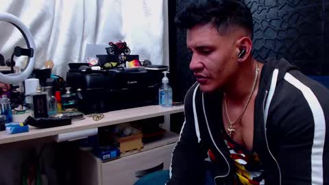 Viktor Herrera online show from 11, 3, 2025