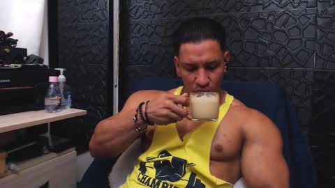 Viktor Herrera online show from 2, 10, 2025