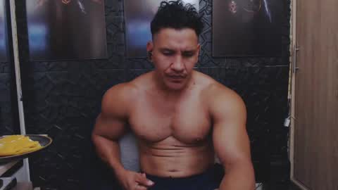 Viktor Herrera online show from 17, 5, 2026