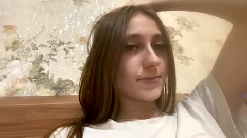 Snapshot of viktoria9898 chatting on 4, 1, 2025 Sweett online show from 4, 1, 2025