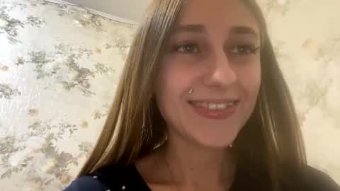 Snapshot of viktoria9898 chatting on 26, 1, 2025 Sweett online show from 26, 1, 2025