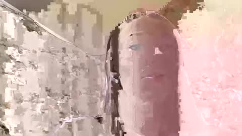 Snapshot of viktoria9898 chatting on 25, 11, 2025 Sweett online show from 25, 11, 2025