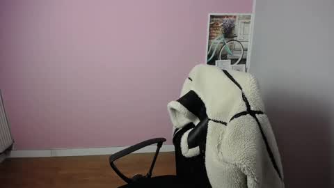 viktoria_lovely online show from 4, 3, 2025