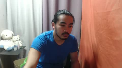 Snapshot of vin_17 chatting on 17, 2, 2025 Call me Marvin online show from 17, 2, 2025