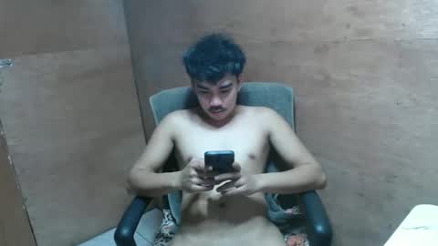 Snapshot of vin_17 chatting on 7, 4, 2026 Call me Marvin online show from 7, 4, 2026