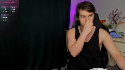 Vincent Strong online show from 1, 11, 2025