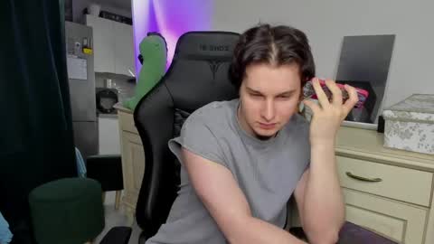 Vincent Strong online show from 24, 4, 2026