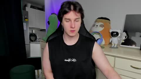 Vincent Strong online show from 25, 4, 2026