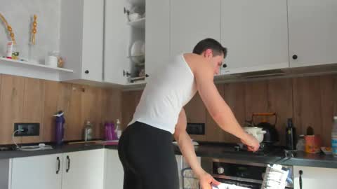 Vincent.  uncut 18cm online show from 16, 2, 2025