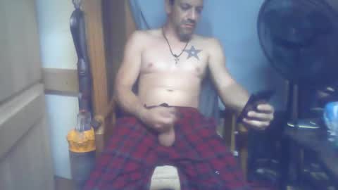 Snapshot of vincent_shaine chatting on 2, 11, 2025 vincent_shaine online show from 2, 11, 2025
