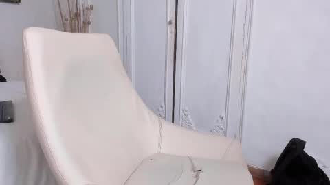 Vincent online show from 9, 9, 2025