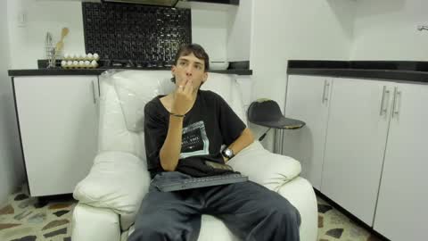 Snapshot of vincenthunter chatting on 8, 12, 2024 Vincent online show from 8, 12, 2024