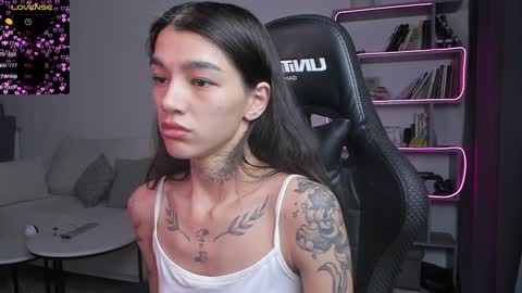 vinkitinkii online show from 12, 1, 2025