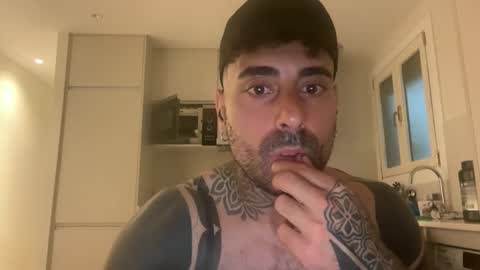 Snapshot of vinsporno chatting on 7, 6, 2026 vinsporno online show from 7, 6, 2026