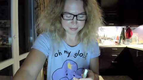 Snapshot of viodetta chatting on 12, 9, 2025 viodetta online show from 12, 9, 2025