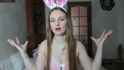 Snapshot of viola_1 chatting on 6, 4, 2026 Funny girl online show from 6, 4, 2026