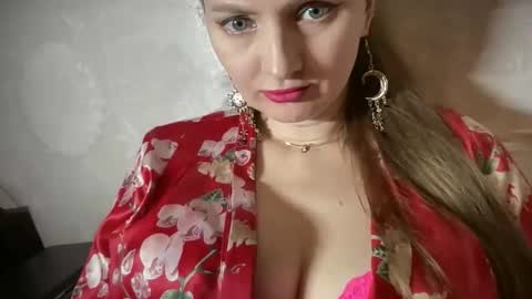 Snapshot of viola_1 chatting on 15, 4, 2026 Funny girl online show from 15, 4, 2026