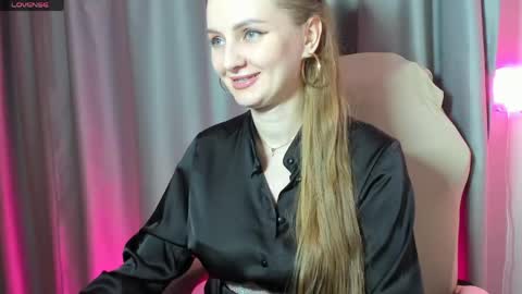 Snapshot of viola_1 chatting on 6, 5, 2026 Funny girl online show from 6, 5, 2026