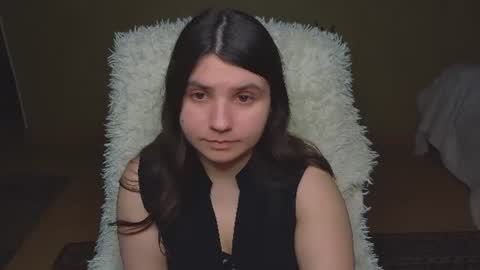 Snapshot of viola__sky chatting on 17, 6, 2026 Viola online show from 17, 6, 2026