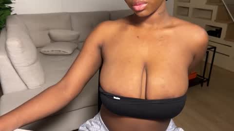 Fantasy Black Girl online show from 16, 10, 2025