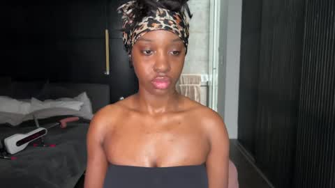 Fantasy Black Girl online show from 12, 5, 2026