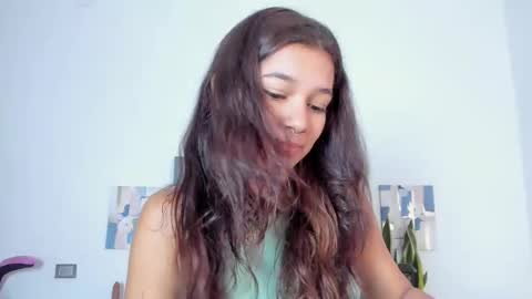 Snapshot of violet_24__ chatting on 10, 1, 2025 Violet online show from 10, 1, 2025