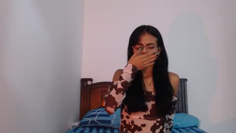 Snapshot of violet_ak2 chatting on 16, 2, 2026 Violet online show from 16, 2, 2026
