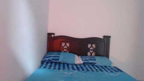 Snapshot of violet_ak2 chatting on 17, 2, 2026 Violet online show from 17, 2, 2026