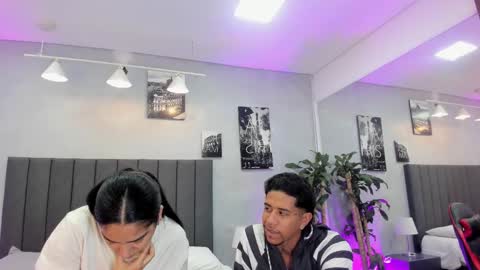 Violet and Myers online show from 18, 11, 2025