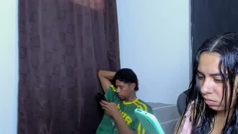 Violet and Myers online show from 19, 12, 2025