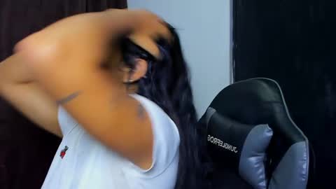 Violet and Myers online show from 14, 4, 2026