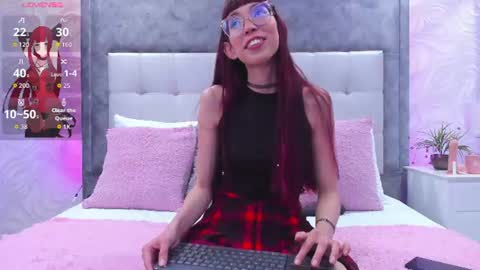 Snapshot of violet_bss chatting on 26, 7, 2026 Violet online show from 26, 7, 2026