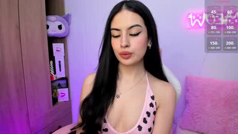 Snapshot of violet_catt chatting on 3, 12, 2024 Violeta  online show from 3, 12, 2024
