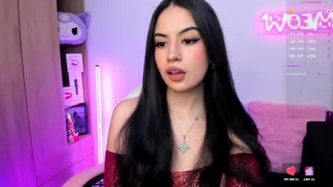 Snapshot of violet_catt chatting on 14, 1, 2025 Violeta  online show from 14, 1, 2025