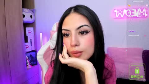 Snapshot of violet_catt chatting on 4, 2, 2025 Violeta  online show from 4, 2, 2025