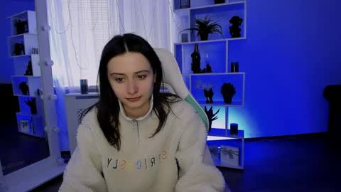 violet_margo online show from 20, 4, 2026