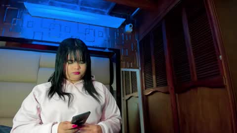 violet_milleer online show from 12, 10, 2025