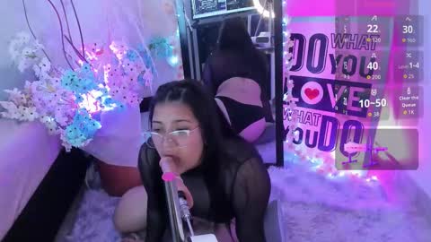 Violet online show from 21, 3, 2026