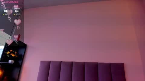 violet online show from 8, 4, 2026