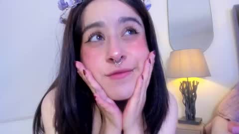 Violet Nova online show from 4, 12, 2025