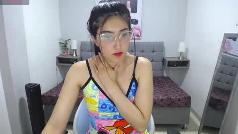 Violet  online show from 12, 11, 2025