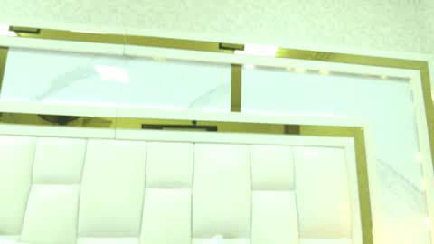 Snapshot of violet_sm chatting on 6, 11, 2025 violet_sm online show from 6, 11, 2025