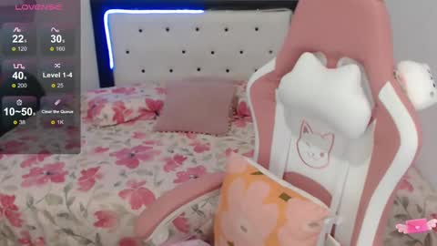 Snapshot of violet_stone22 chatting on 4, 3, 2025 Violeta online show from 4, 3, 2025