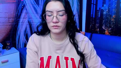     online show from 29, 12, 2024